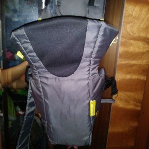 Infantino baby carrier